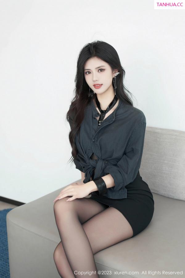 李浅浅  [XiuRen]高清写真图 2023.07.19 No.7100 浅浅Danny 情趣服饰第11张图片